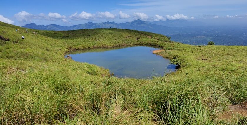 A picture of the Heart Shaped Lake in Kerala, showcasing its unique heart shape.