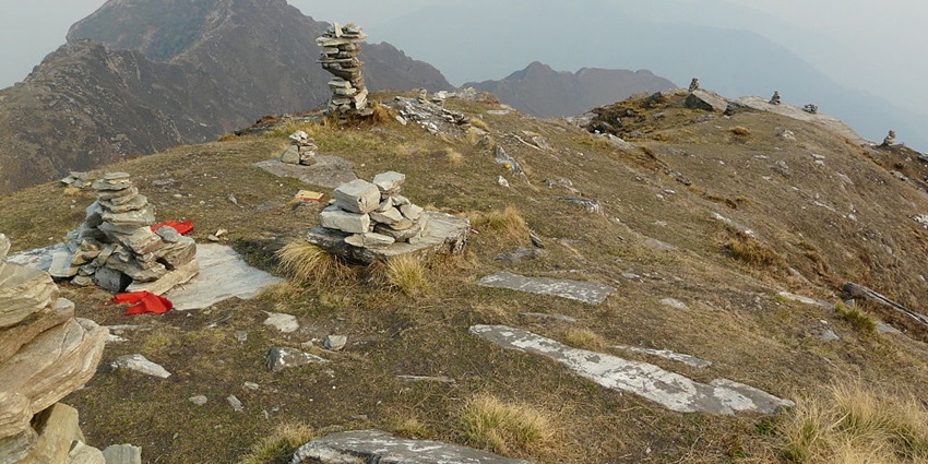 Things to do in Chopta include hiking that offers stunning views of the surrounding mountains.