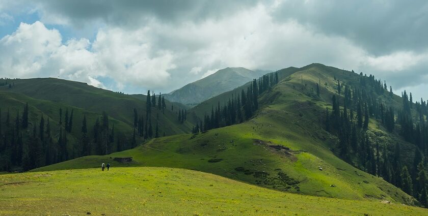 Majestic mountains like those at hill stations in Central India.