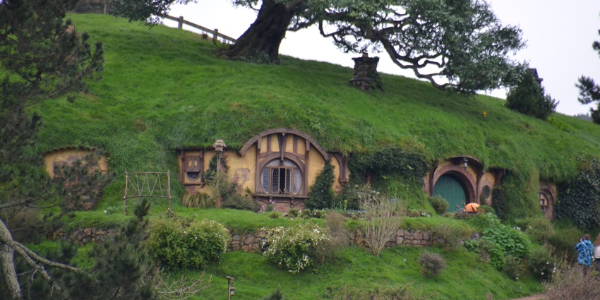 A fairytale-inspired eco-lodge offering stunning mountain views and immersive fantasy experiences