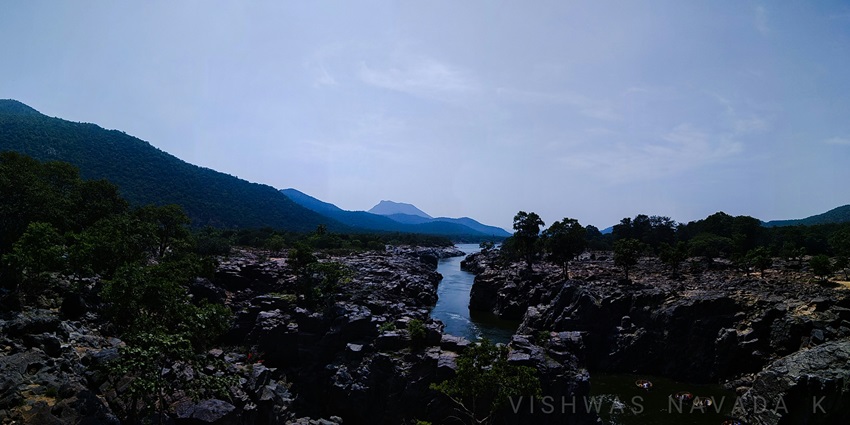 Hogenakkal Falls is one of the most calm places to visit in July in South India.