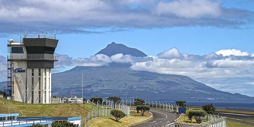 Marine & Mountain Views at Horta Airport - Horta Airport (Faial Island)
