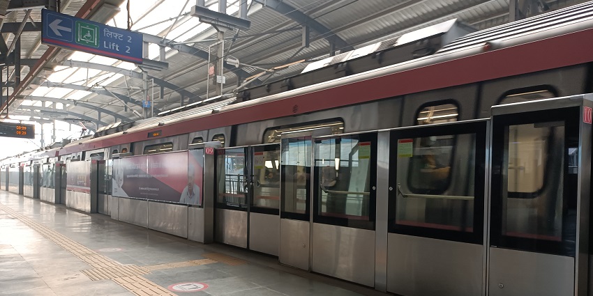 A metro station in Saket, just 5 minutes away from the biggest shopping mall in Delhi