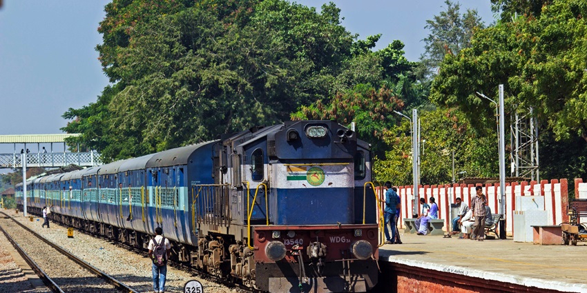 A train waiting on platform two in Davanagere is called Vishwamanava Express, Davanagere.