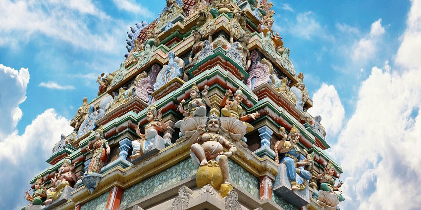 An image resembling the ISKCON Hamburg temple's beautiful architecture and serene atmosphere.
