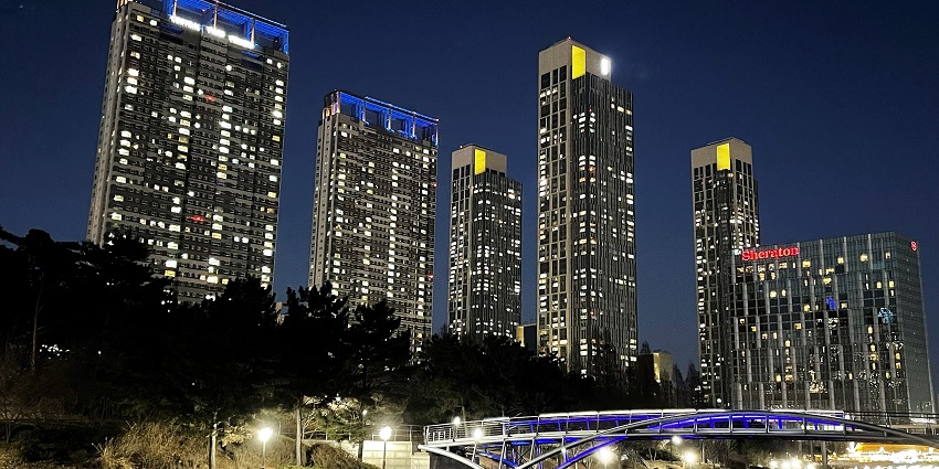 Coastal city home to modern architecture, Chinatown, and Incheon Airport.