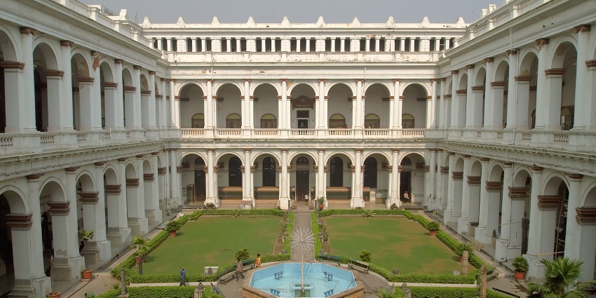 One of the oldest coin museums in India, preserving centuries of numismatic heritage.