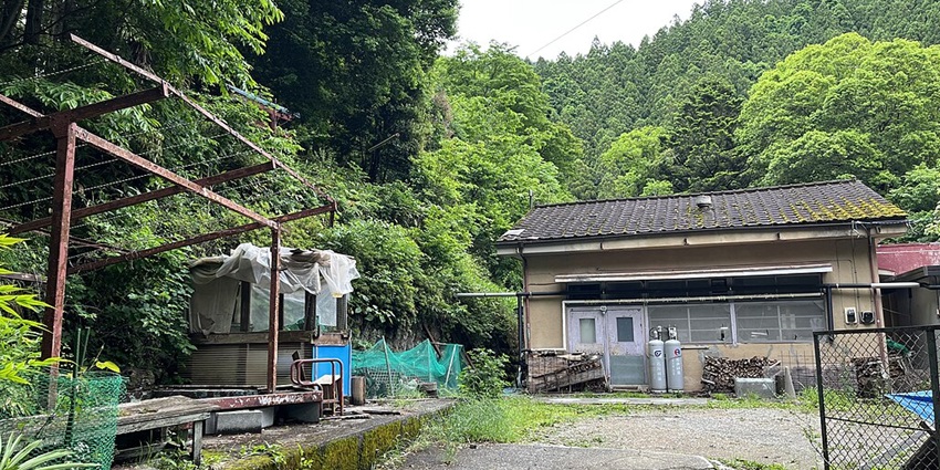 The Inunaki Village is a secluded village, making it one of the most haunted places in Japan.