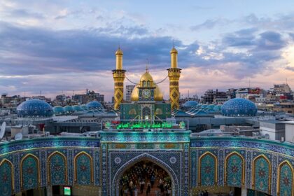 Explore the origin and legends of Islam by touring around the Iraq mosques.