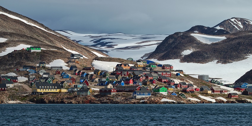 An image of the small settlement of Ittoqqortoormiit, a popular place near the Northeast Greenland National Park.
