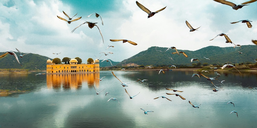 View of the Jal Mahal in Rajasthan, one of the places to visit in February in North India.