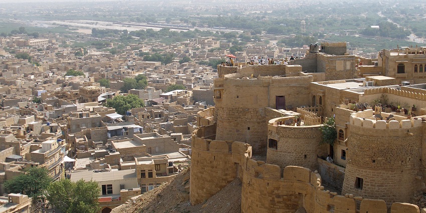 An image of Jaisalmer Fort, one of the best places to visit in India in February for honeymoon.