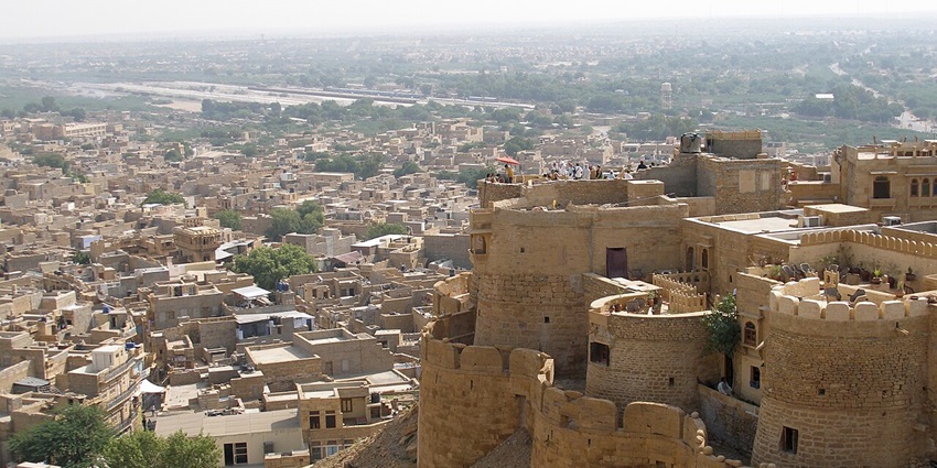 Jaisalmer is a beautiful city, known as the Golden City, offering a magical honeymoon.