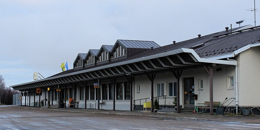 An image of the Kemi-Tornio Airport terminal, a major airport in Finland