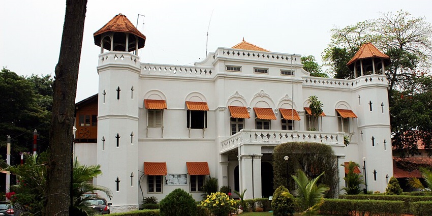 An image of Kerala Science and Technology Museum in Thiruvananthapuram, with exhibits