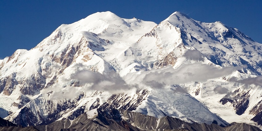 Clear view of snowy mountain from the Khaliya Top in Uttarakhand