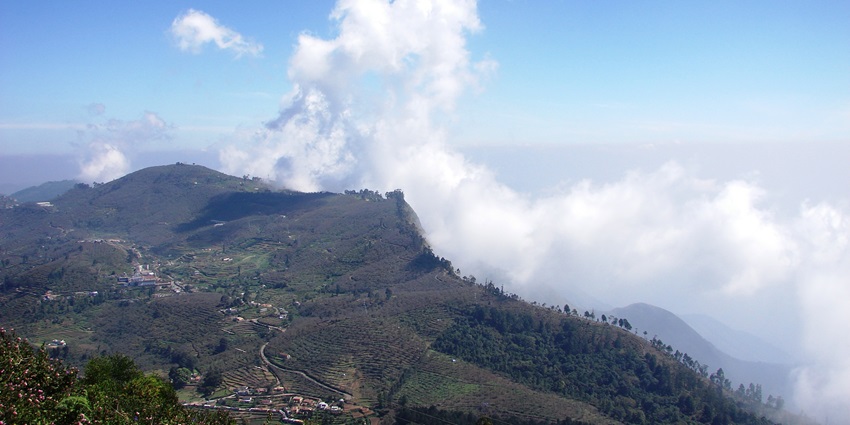 An image showing the breathtaking views of the hills of Kodaikanal in Tamil Nadu,.