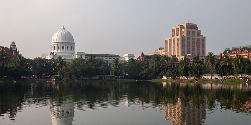 Kolkata celebrates with street carnivals, music festivals, and lively nightlife.