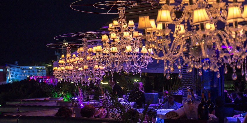 Kosybar is an ideal Marrakech nightlife spot for couples who want a romantic evening