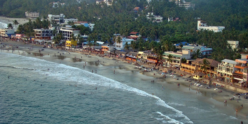 An image of the aerial view of Kovalam Beach in Kerala, a perfect place to enjoy vacation