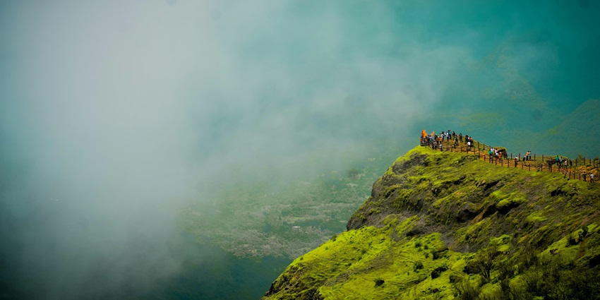 Kumarakhar is one of the underrated hill stations in India located in the Satara district.