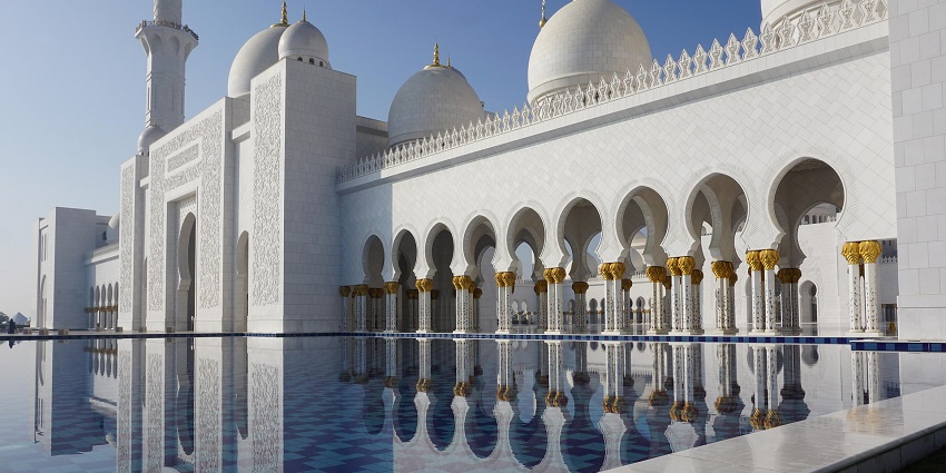 An image of a mosque resembling Kuopio Mosque Finland, a serene place of worship in Kuopio.