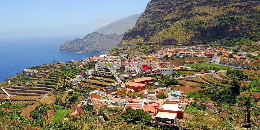 Hike ancient forests and discover hidden beaches on this enchanting La Gomera.