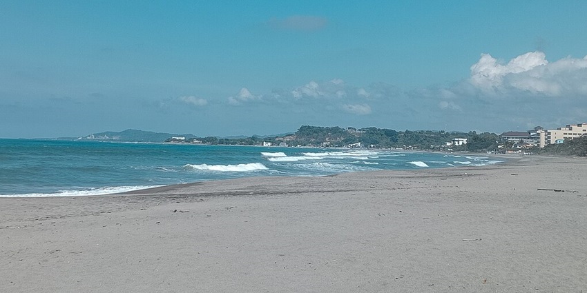 Surfing capital with relaxed beach vibes and scenic coastlines.