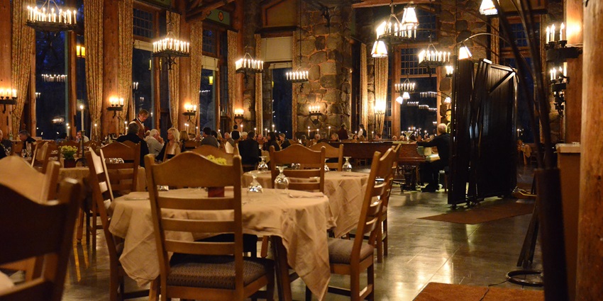 La Vie Parisienne is an elegant French-style bistro to experience Cebu City nightlife.