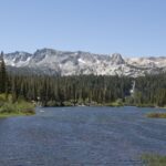 An image of Twin Lakes in the Inyo National Forest near Mammoth Lakes in California