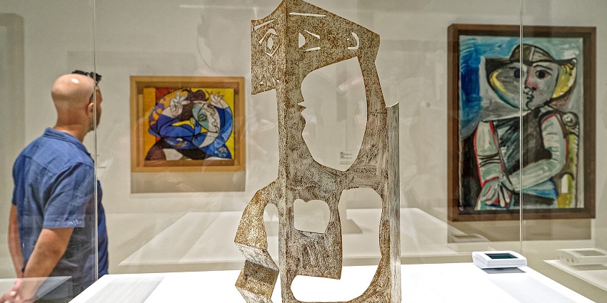 A popular work of Picasso in the scenic museum in Barcelona in Spain