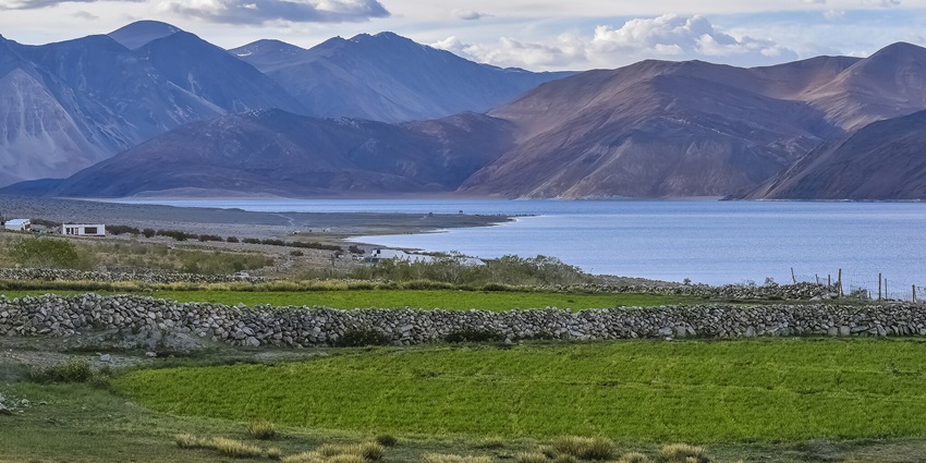 An image of the Pangong Lake in Leh Ladakh, located in Jammu & Kashmir, India.