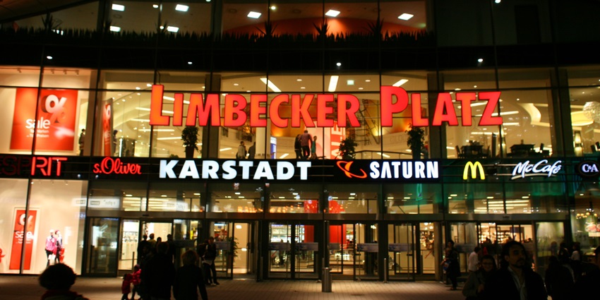 An image of Limbecker Platz Essen, a bustling shopping mall with many shops.