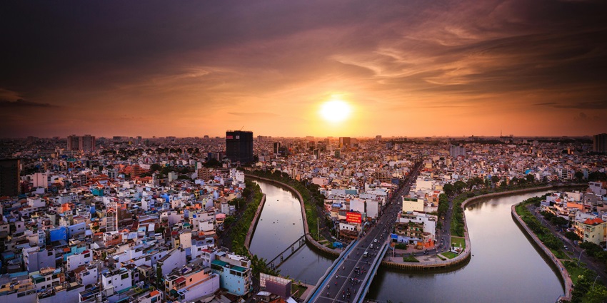 Hanoi, offers scenic landscapes, vibrant streets and scenic views
