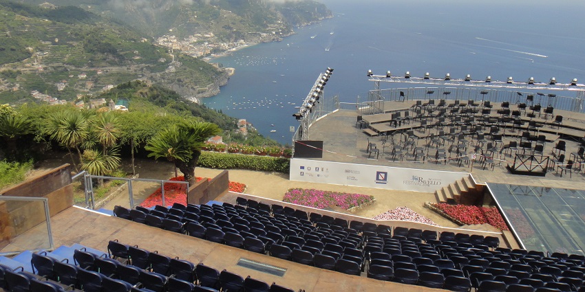 A beautiful view of the scenery behind the stage of Ravello MusicFestival