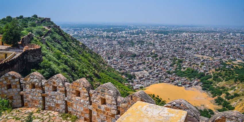 A panoramic view of Nahargarh Fort, a place to visit as mentioned in the Jaipur travel Guide.