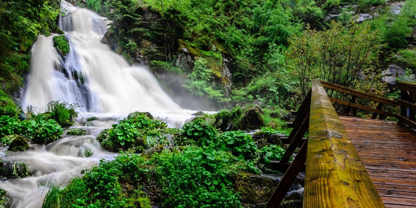 An image of a waterfall similar to Triberg Waterfalls in Germany