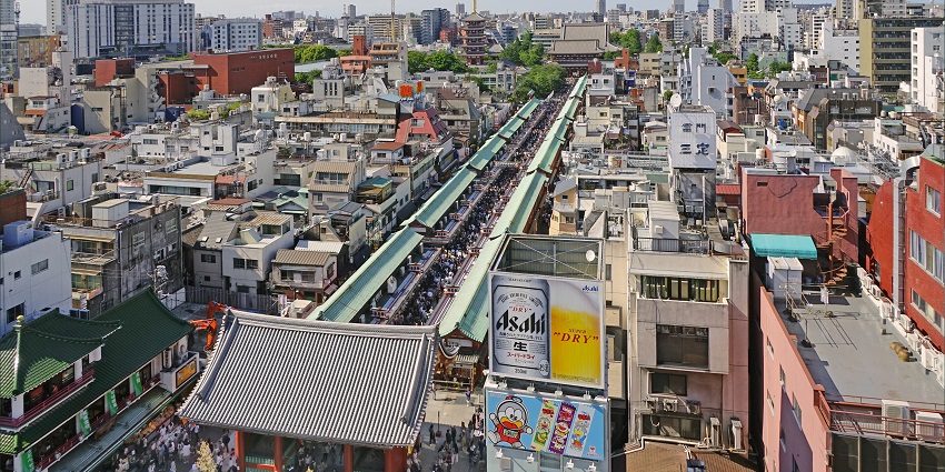 Sensoji Temple is a few steps from Asakusa Station, served by the Ginza Subway Line, Asakusa Subway Line and Tobu Railway