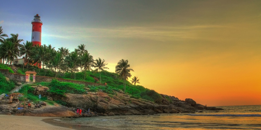An amazing picture taken during the sunset of the beach in Kovalam located in Kerala