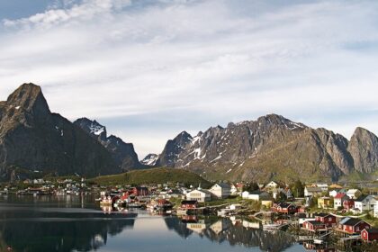 An image showing the stunning landscapes of Lofoten island, featuring dramatic peaks