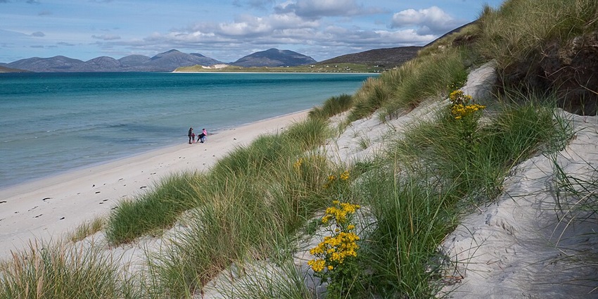Luskentyre is among the famous beaches in Scotland with turquoise waters and white sands.