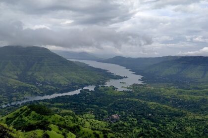 Mahabaleshwar travel guide showcasing nature, viewpoints, and peaceful retreats