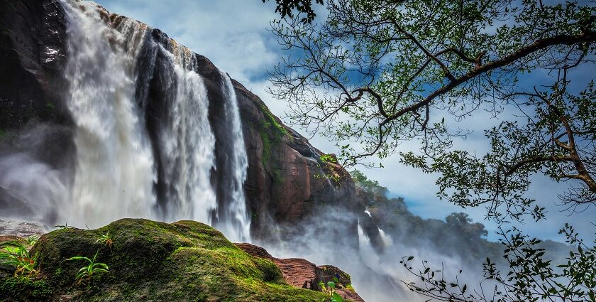 An image of Athirapally Waterfalls, recognised as one of the major waterfalls in India.