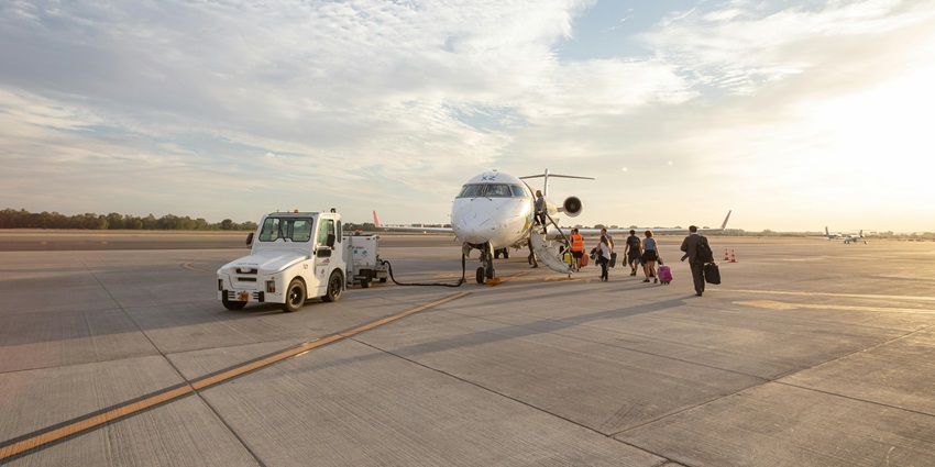 Image of an aeroplane standing on the taxi runaway in Myanmar