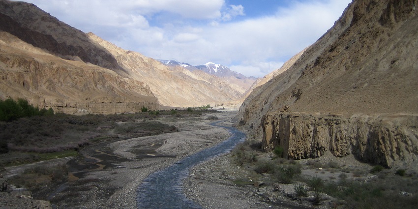 An image of Markha Valley Trek, one of the popular places for adventure trekking in India
