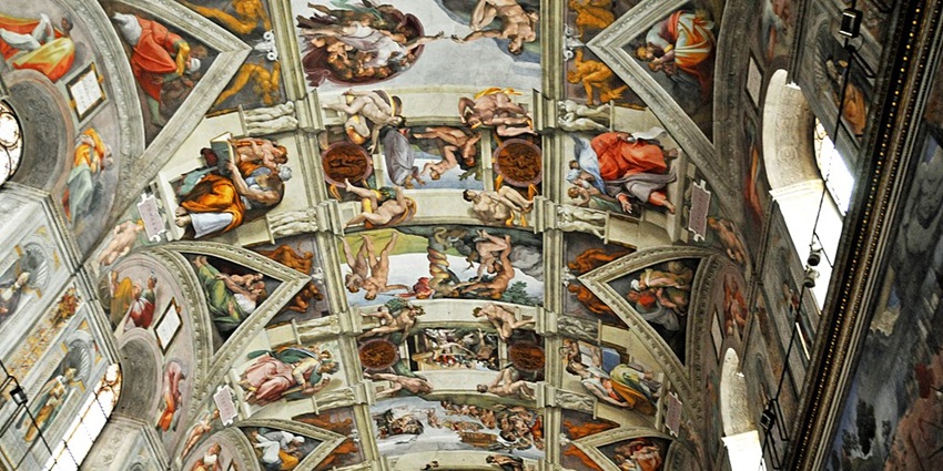 Visiting the Sistine Chapel is one of the top things to do in Vatican City, showcasing Michelangelo's breathtaking frescoes.
