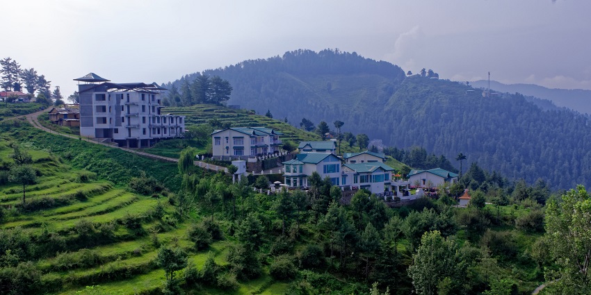 An image showing Mashobra, a location known as one of the best hill stations in North India.