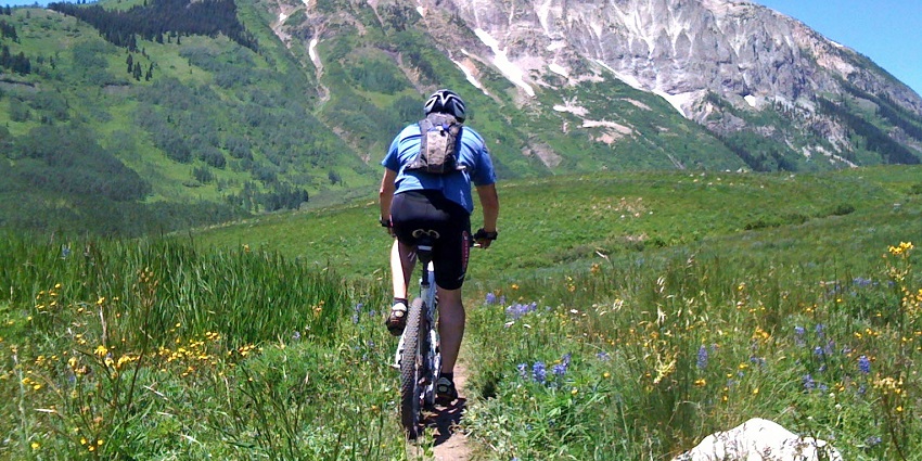 Ride rugged trails through the breathtaking Himalayan landscape.