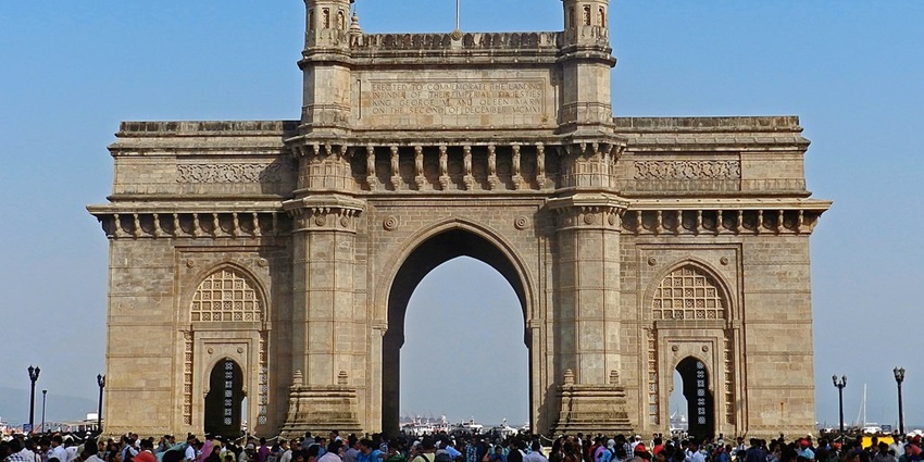 Mumbai offers grand parties, luxurious experiences, and stunning New Year fireworks among places to visit for a new year in India.