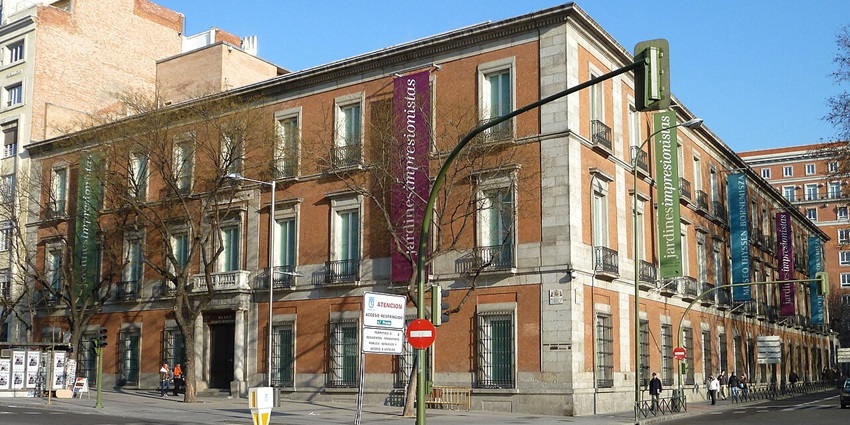 Explore the Museo Thyssen-Bornemisza in Madrid which has European and American paintings.